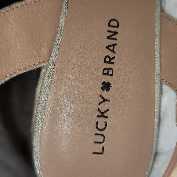 Lucky Brand Spring/Summer Sandals (New in Box) - Picture 4 of 10